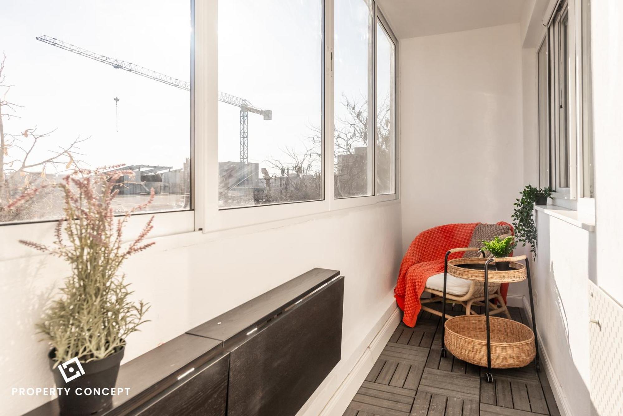 Blissful Retreat Apartment Bukares Bagian luar foto